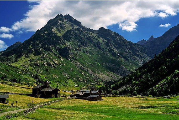 WEEK-END À ANDORRE EN AUTOCAR  2 JOURS DU 10 AU 11 JUILLET 2024