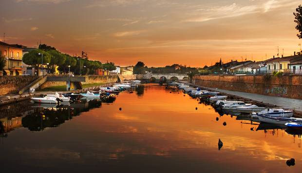 NOUVEL AN À RIMINI EN ITALIE