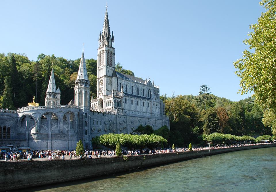 sanctuaire de Lourdes