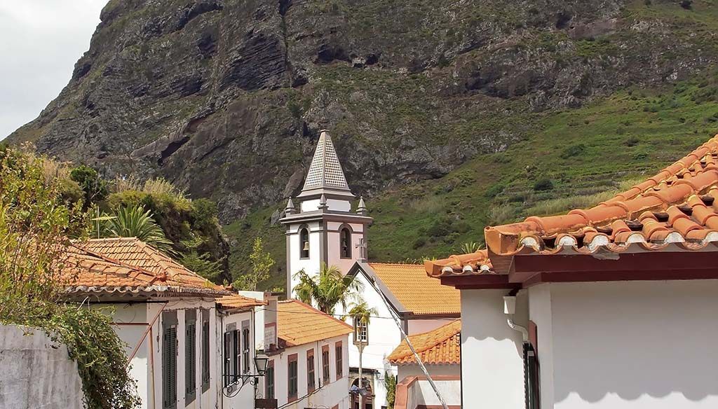 ECHAPPÉE À MADÈRE