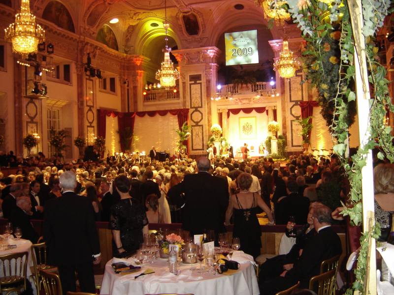 grand bal de vienne réveillon à la hofburg autriche
