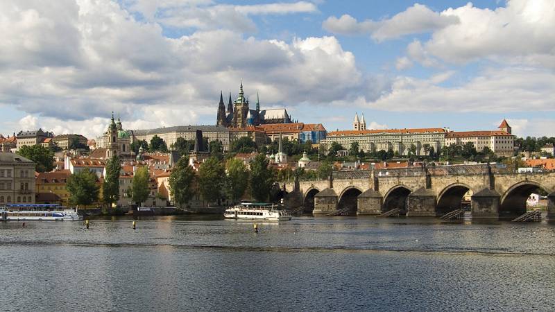 Voyage organisé à Prague en avion