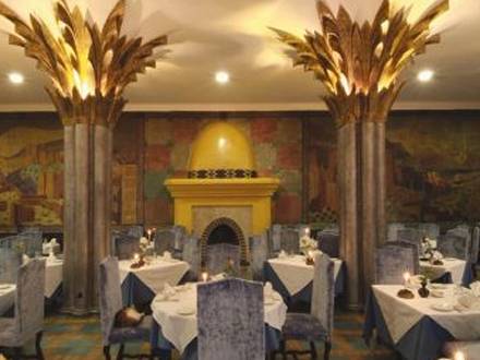 Salle de déjeuner à l'hôtel Tichka