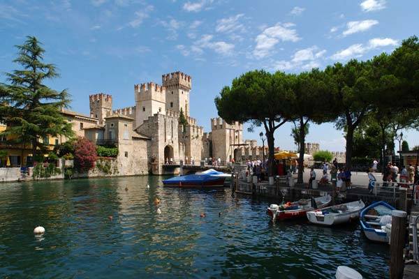 sirmione château scaliger